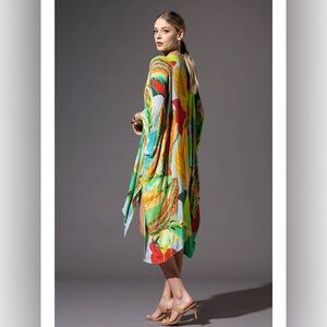 NWT Tropical kimono layer “Barbados” lurex gold
exotic viscose‎ flowy boho OS